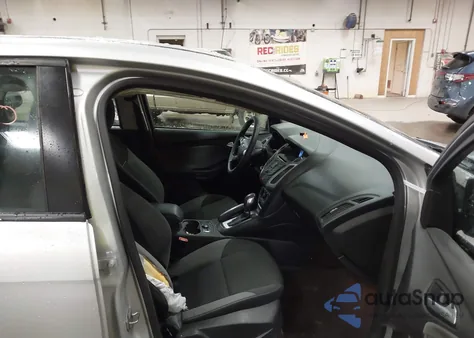 2013 Ford Focus Se z USA, uszkodzony, nr VIN 1FADP3K21DL208296